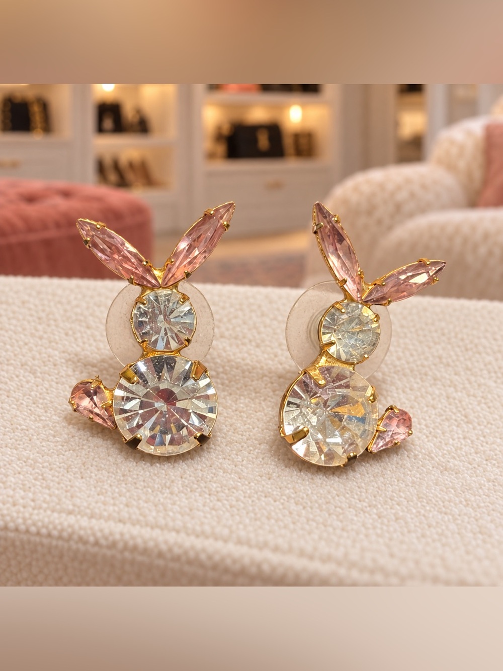 Vintage Signed Dorothy Bauer Crystal Bunny Rabbit Post Earrings